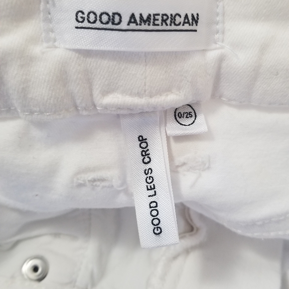 Good American Good Leg Crop High Rise White Cascade Hem Size 25 - Picture 16 of 16